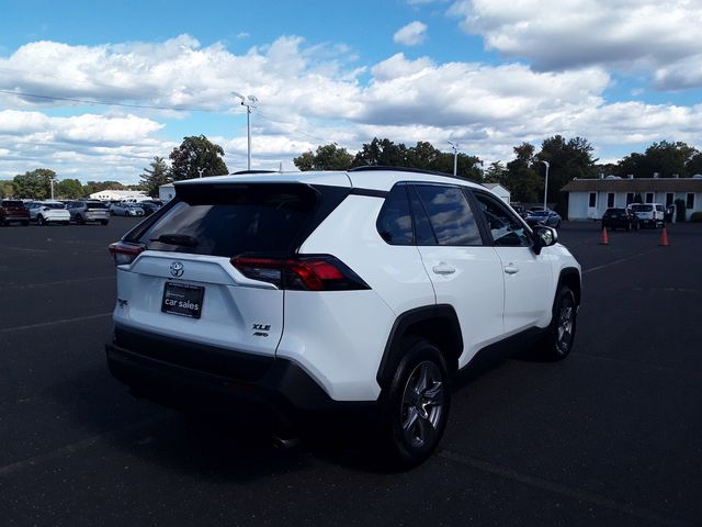 2022 Toyota RAV4 XLE