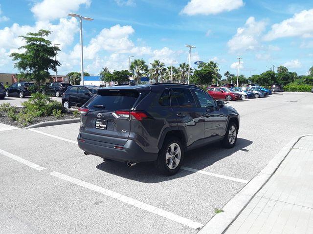 2022 Toyota RAV4 XLE