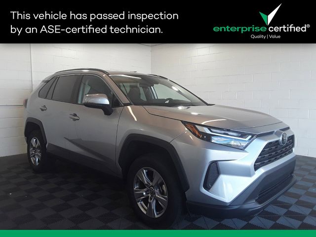 2022 Toyota RAV4 XLE