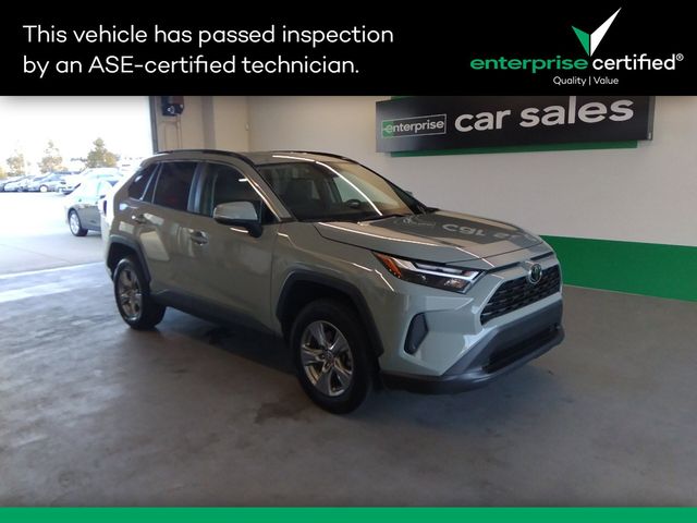 2022 Toyota RAV4 XLE