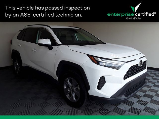 2022 Toyota RAV4 XLE