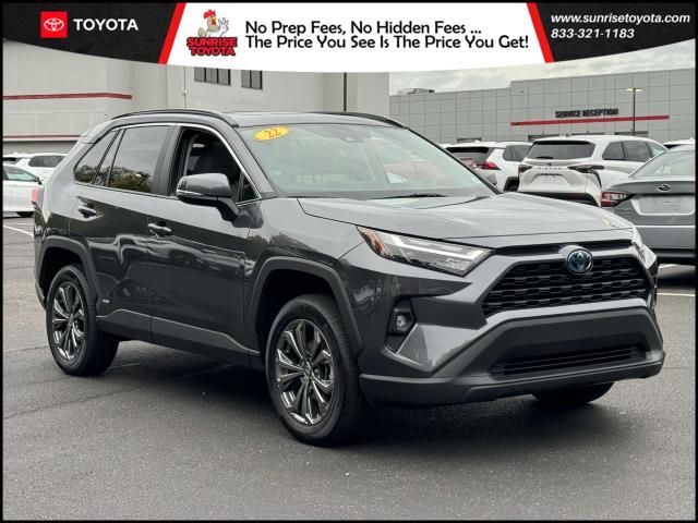 2022 Toyota RAV4 Hybrid XLE Premium