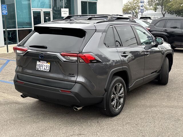 2022 Toyota RAV4 Hybrid XLE Premium