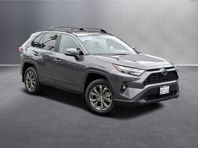 2022 Toyota RAV4 Hybrid XLE Premium