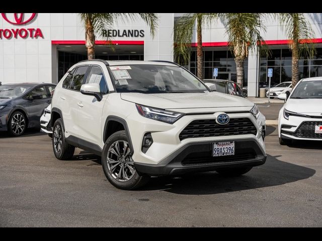 2022 Toyota RAV4 Hybrid XLE Premium