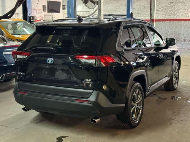 2022 Toyota RAV4 Hybrid XLE Premium