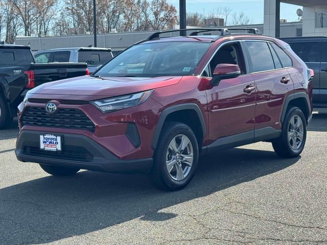 2022 Toyota RAV4 Hybrid XLE