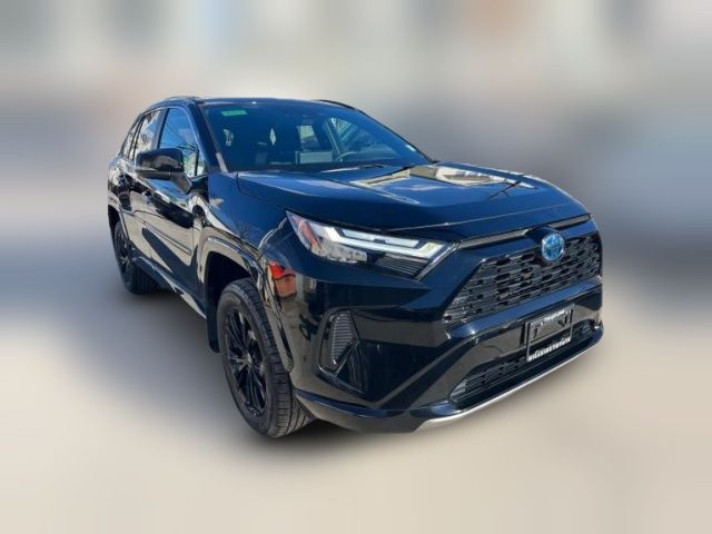 2022 Toyota RAV4 Hybrid SE