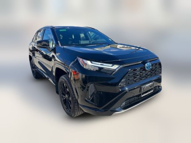 2022 Toyota RAV4 Hybrid SE