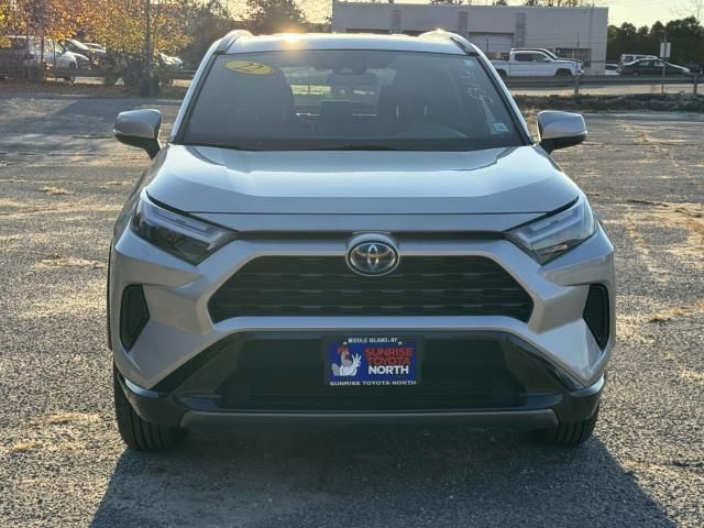 2022 Toyota RAV4 Hybrid SE