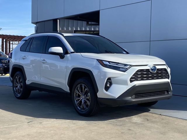 2022 Toyota RAV4 Hybrid XLE Premium