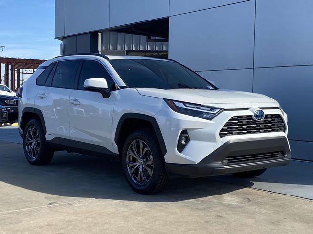 2022 Toyota RAV4 Hybrid XLE Premium