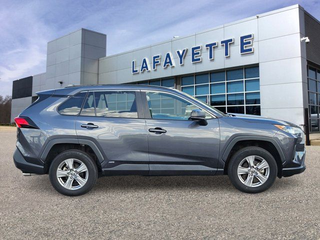 2022 Toyota RAV4 Hybrid LE