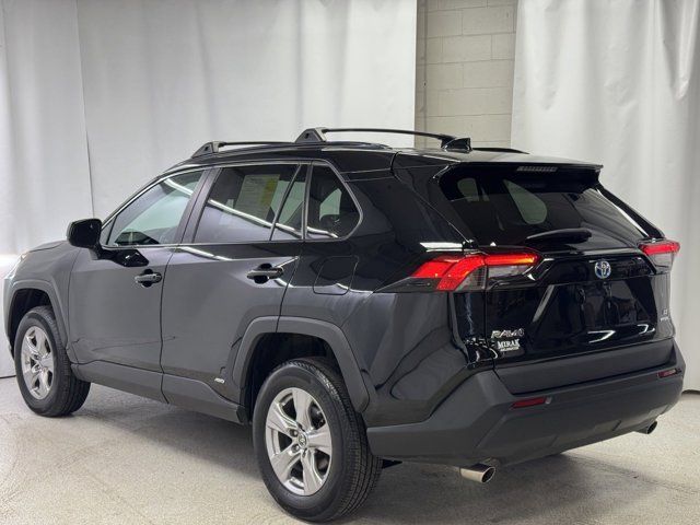 2022 Toyota RAV4 Hybrid LE