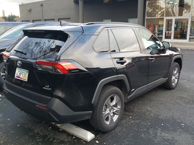 2022 Toyota RAV4 Hybrid LE