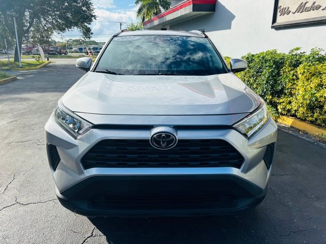 2022 Toyota RAV4 Hybrid LE