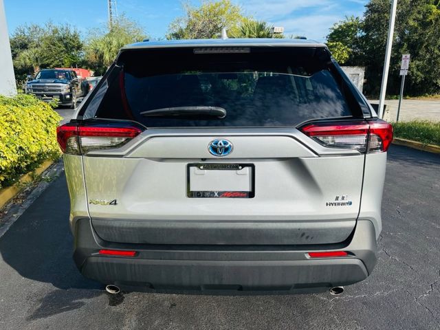 2022 Toyota RAV4 Hybrid LE