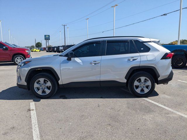 2022 Toyota RAV4 Hybrid LE