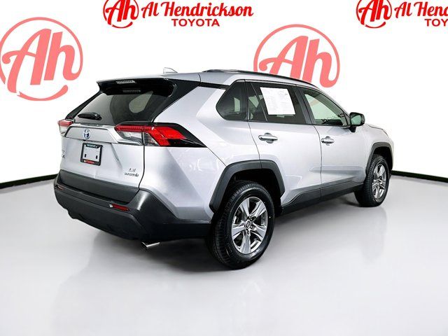 2022 Toyota RAV4 Hybrid LE