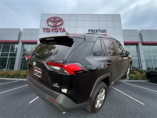 2022 Toyota RAV4 Hybrid LE