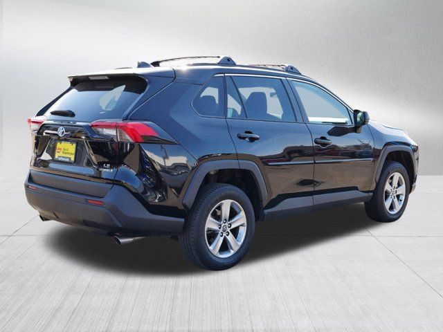 2022 Toyota RAV4 Hybrid LE