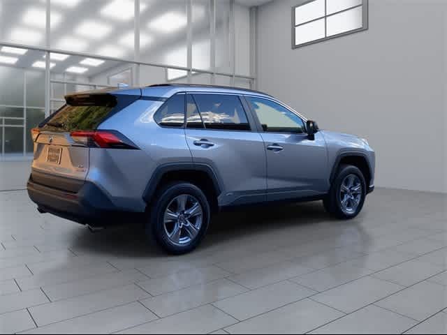 2022 Toyota RAV4 Hybrid LE