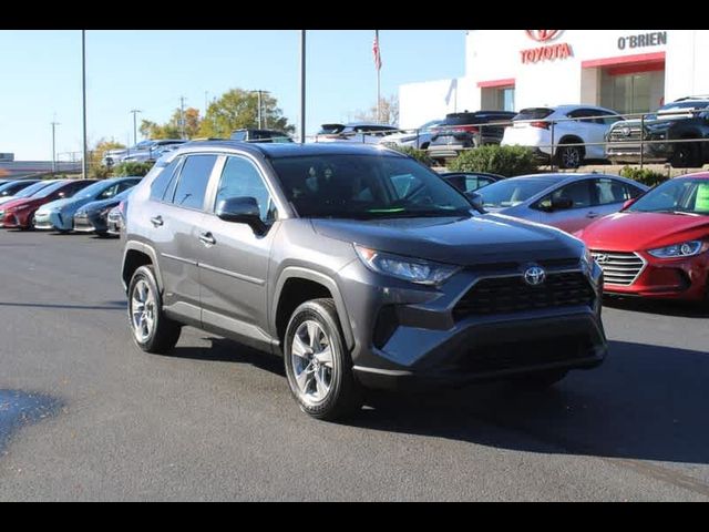 2022 Toyota RAV4 Hybrid LE