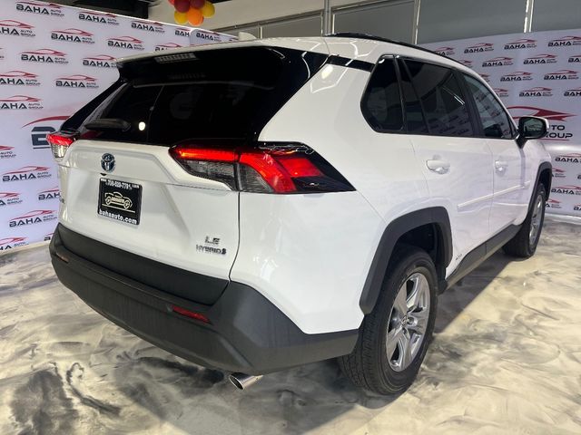 2022 Toyota RAV4 Hybrid LE