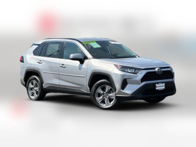 2022 Toyota RAV4 Hybrid LE