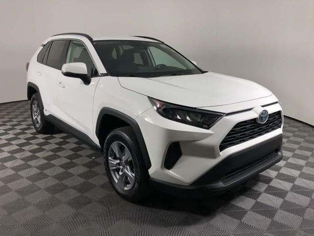 2022 Toyota RAV4 Hybrid LE