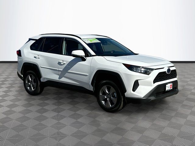 2022 Toyota RAV4 Hybrid LE