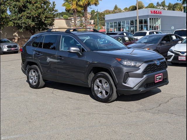 2022 Toyota RAV4 Hybrid LE