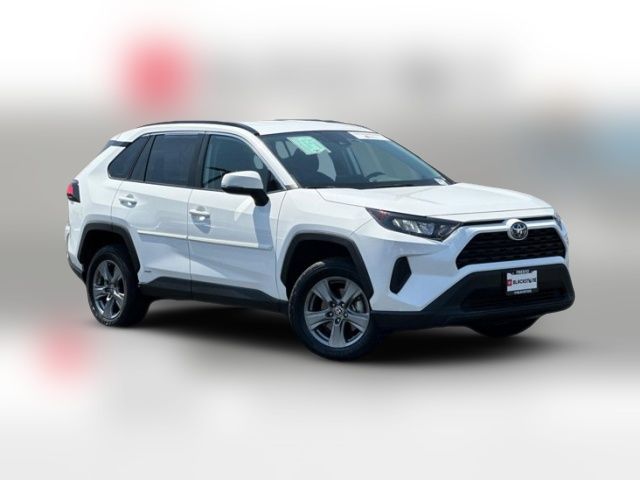 2022 Toyota RAV4 Hybrid LE