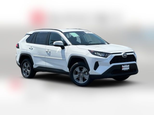 2022 Toyota RAV4 Hybrid LE