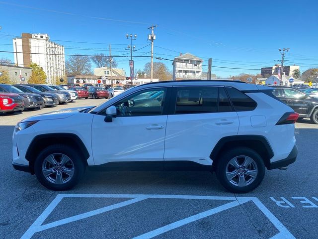 2022 Toyota RAV4 Hybrid LE