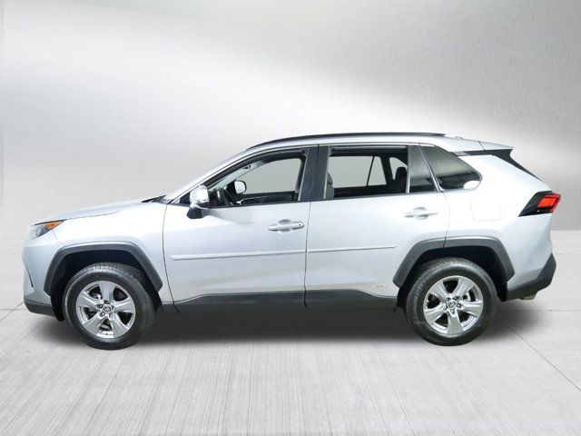 2022 Toyota RAV4 Hybrid LE