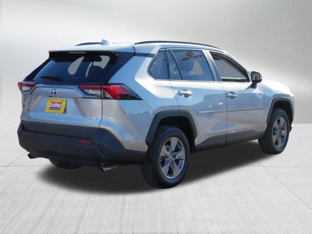 2022 Toyota RAV4 Hybrid LE