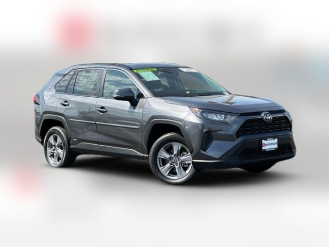 2022 Toyota RAV4 Hybrid LE