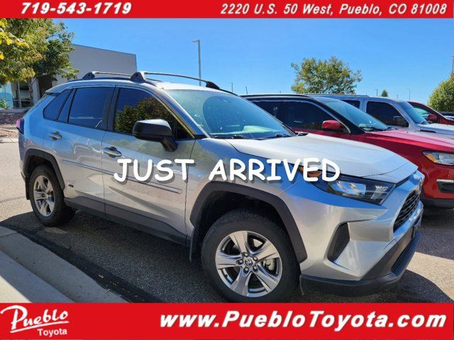 2022 Toyota RAV4 Hybrid LE