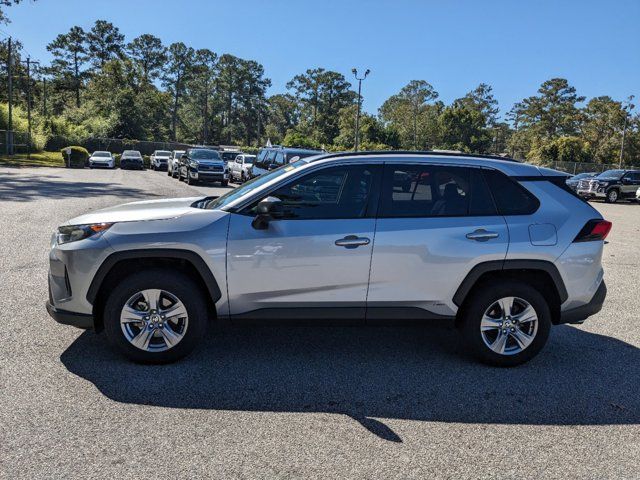 2022 Toyota RAV4 Hybrid LE