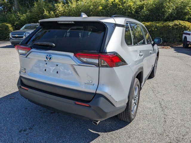 2022 Toyota RAV4 Hybrid LE