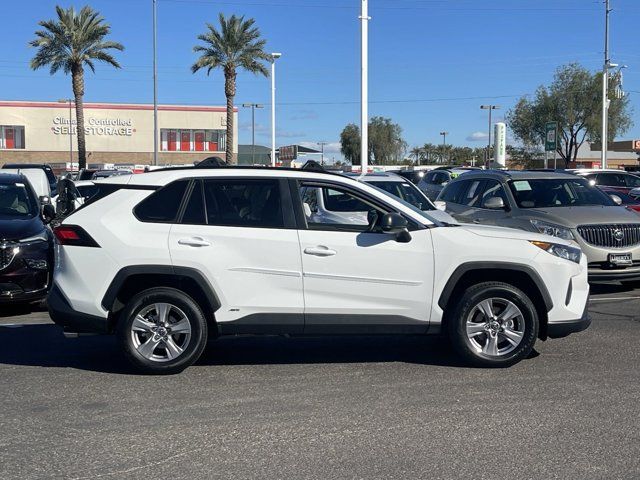 2022 Toyota RAV4 Hybrid LE