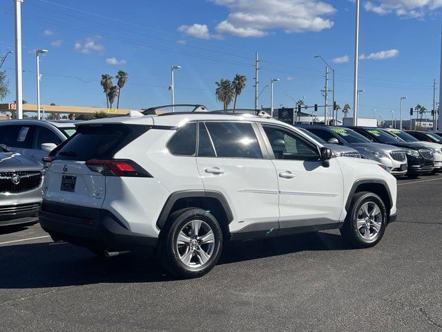 2022 Toyota RAV4 Hybrid LE