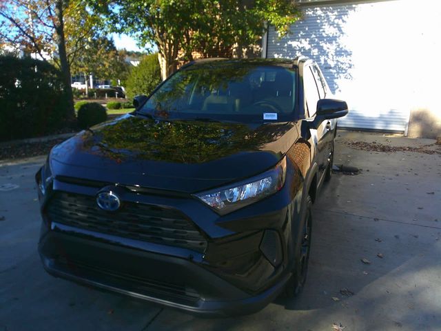 2022 Toyota RAV4 Hybrid LE