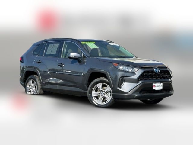 2022 Toyota RAV4 Hybrid LE