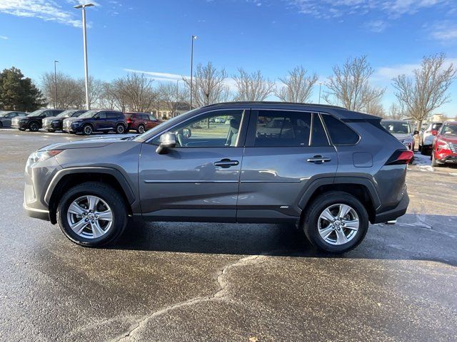 2022 Toyota RAV4 Hybrid LE