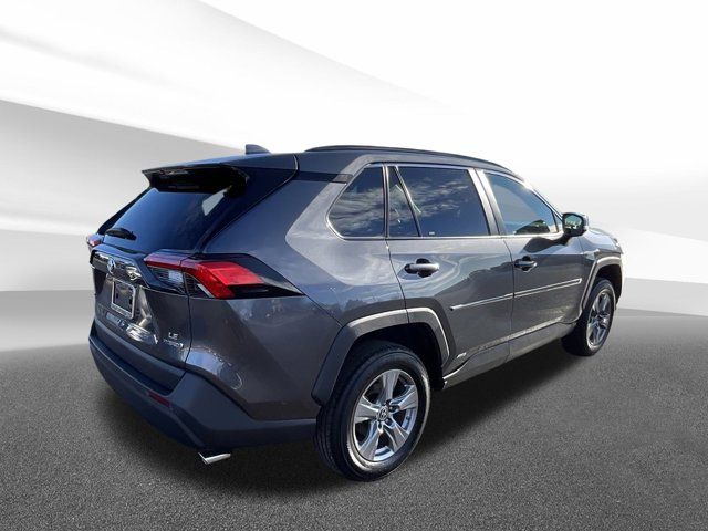 2022 Toyota RAV4 Hybrid LE