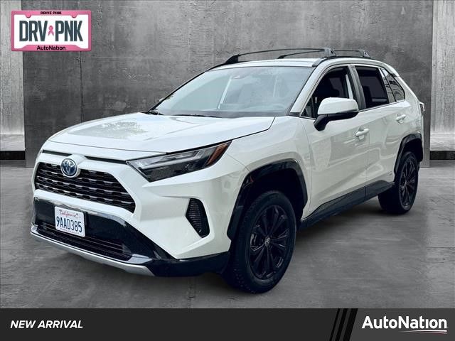 2022 Toyota RAV4 Hybrid SE