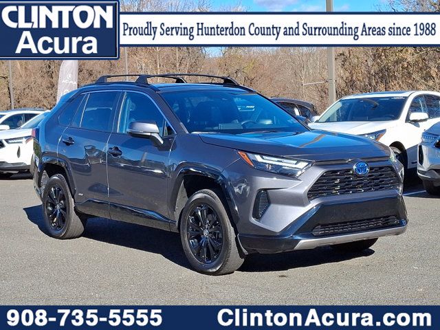 2022 Toyota RAV4 Hybrid SE