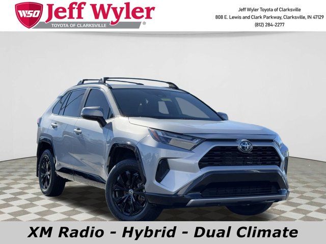 2022 Toyota RAV4 Hybrid SE